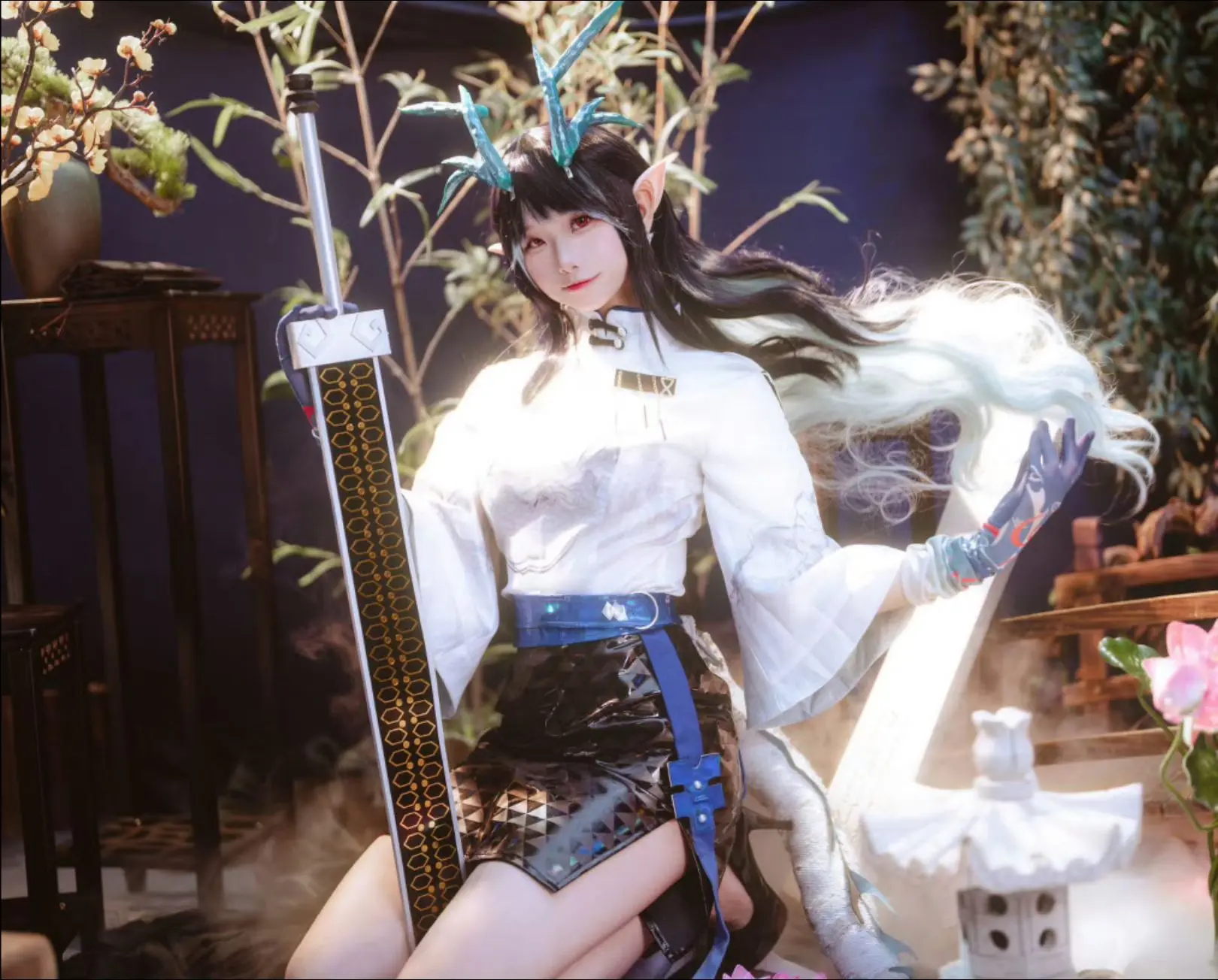 这腿又长又白又细 一种很新的cosplay 性感美女 明日方舟cos 夕cos