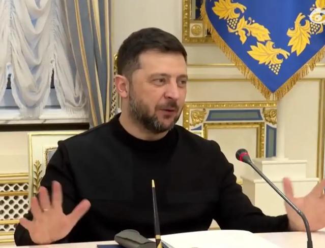 不再客气，乌克兰代表在联合国直接批评美国总统特朗普推出的28条俄乌停战计划。当地