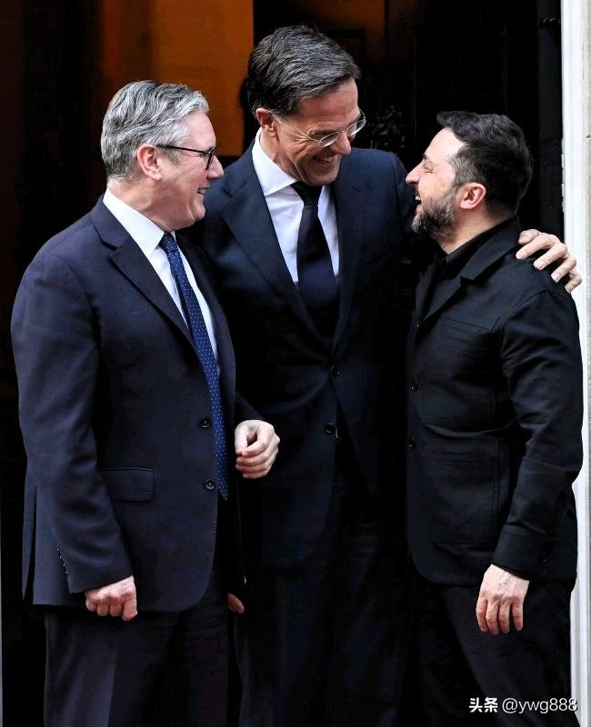 ——乌克兰总统泽连斯基在英国议会发表讲话时警告称，人工智能和低成本无人机技术的兴