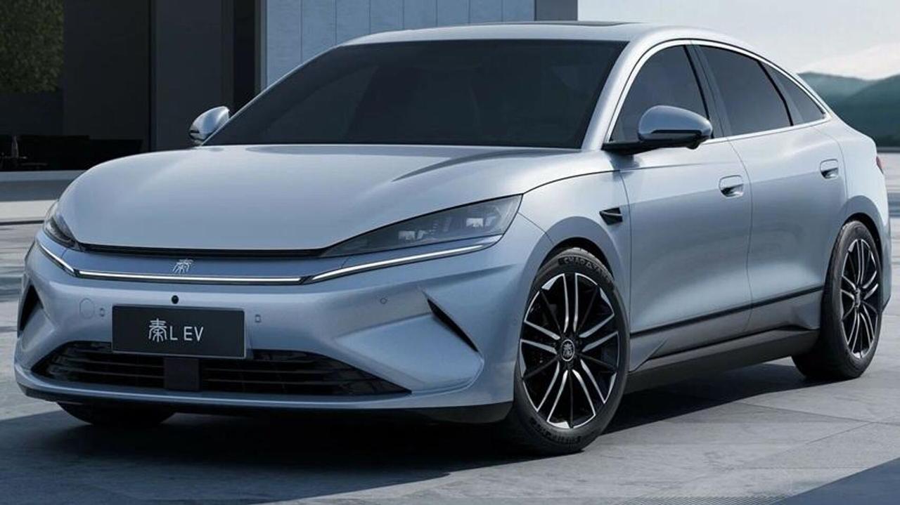 美议员呼吁将中国汽车彻底封锁在市场外

俄罗斯卫星通讯社 2026年4月1日, 