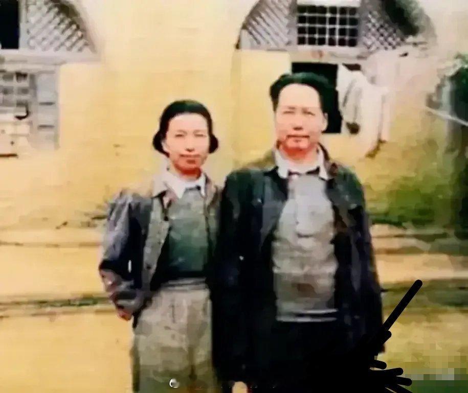 珍贵老照片——主席和夫人在陕北… ​​​