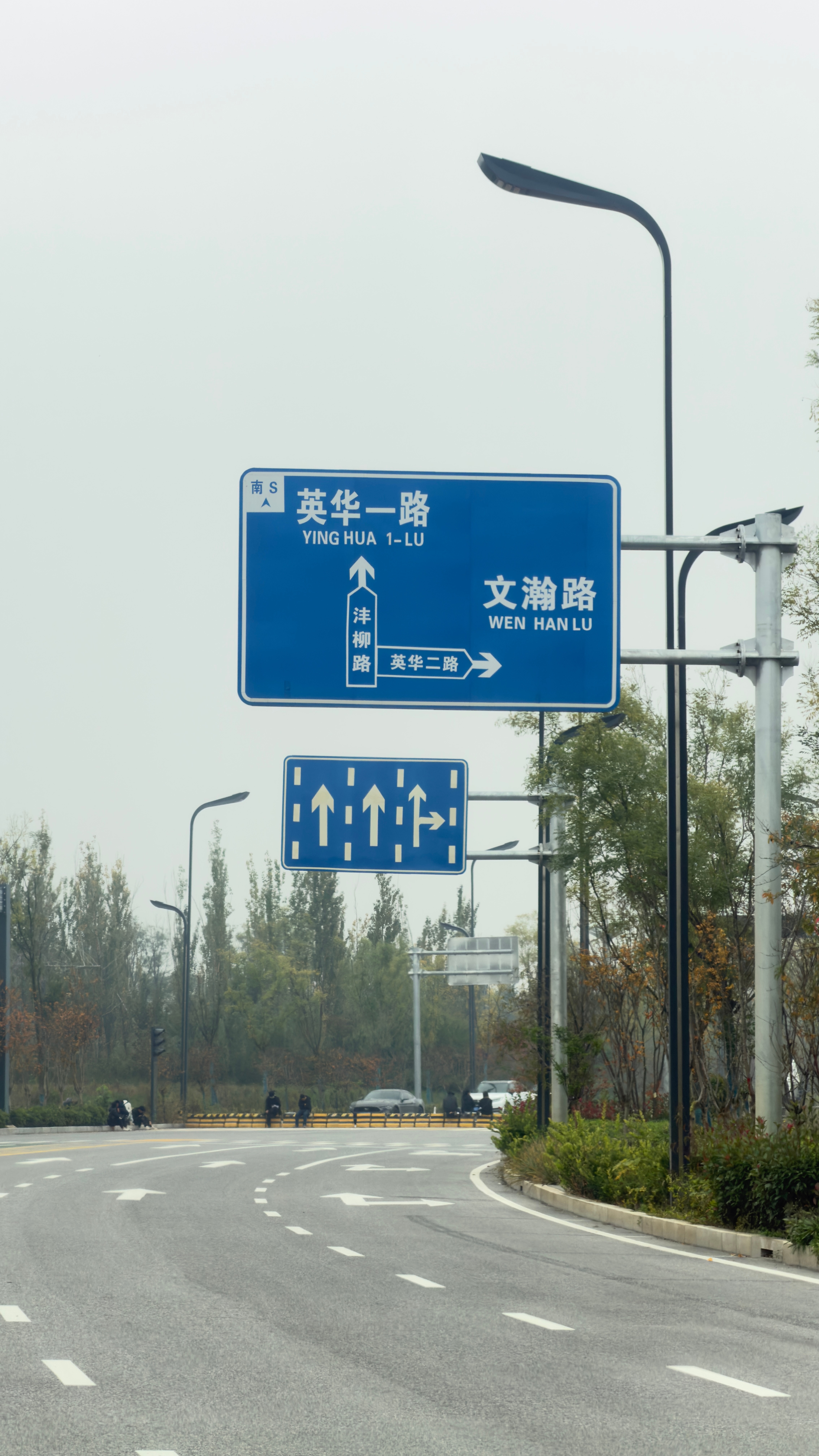 现在网络上有个词叫“新型不孝”，意思是，父母节衣缩食一辈子供养孩子，等他们走进社