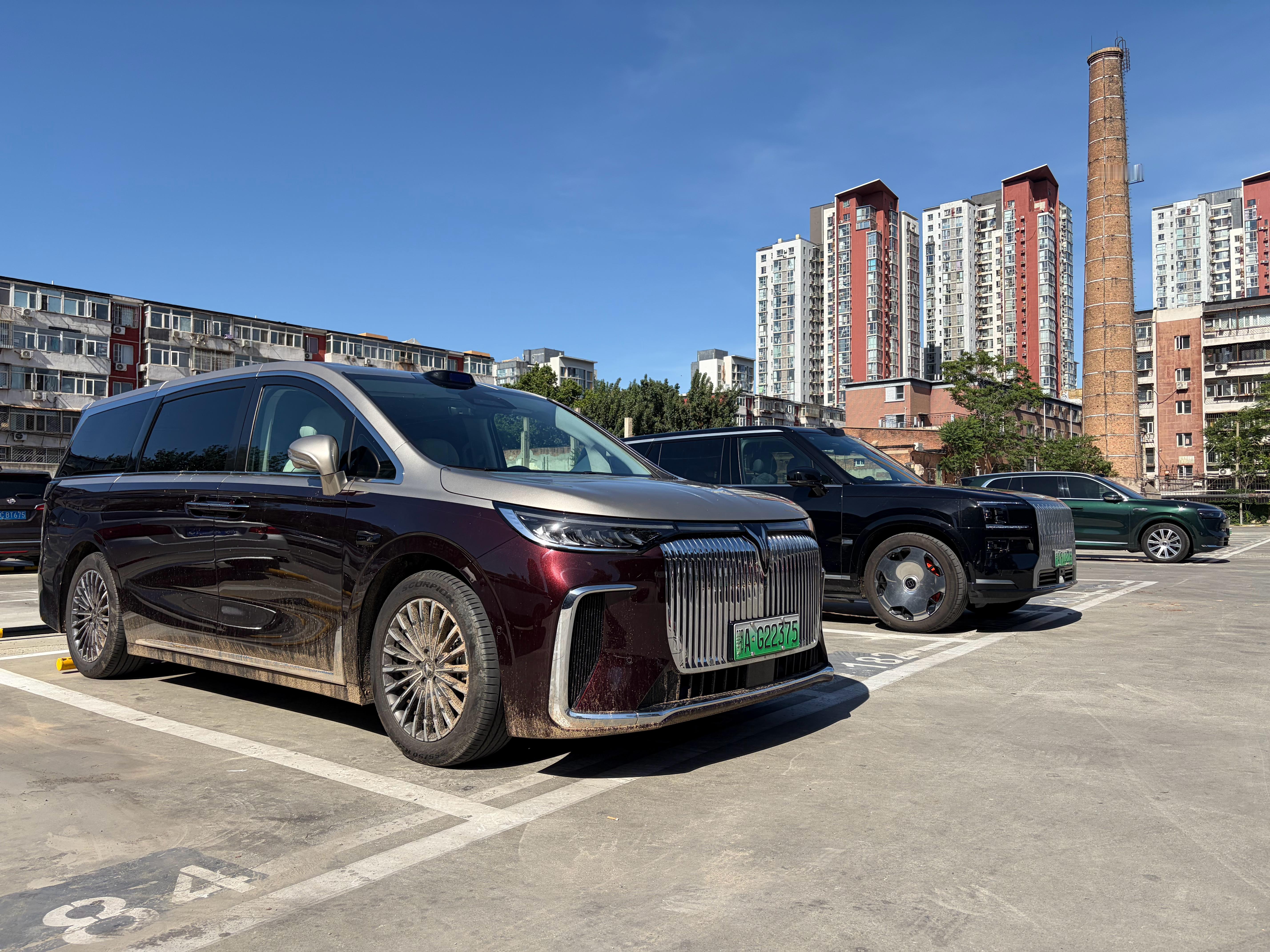 作为SUV，MPV双冠这种前脸已经是无需解释的好设计了。 