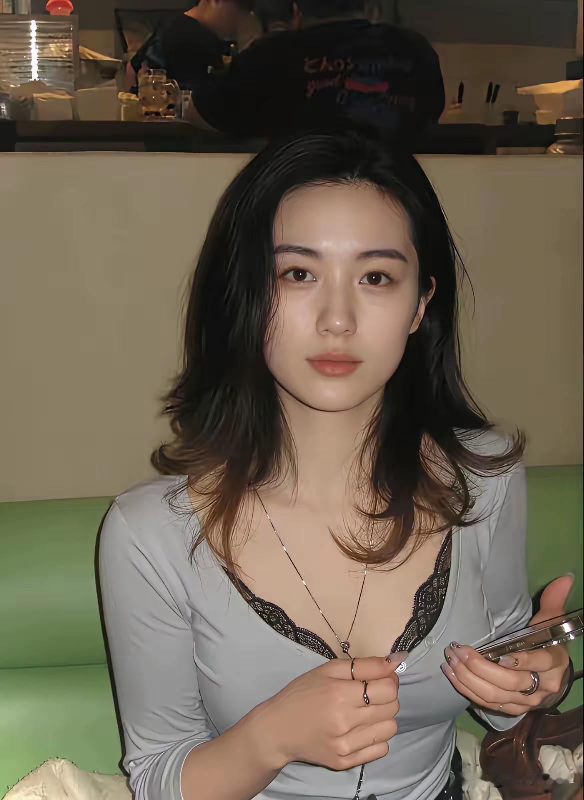 清纯甜美的样子漂亮吗