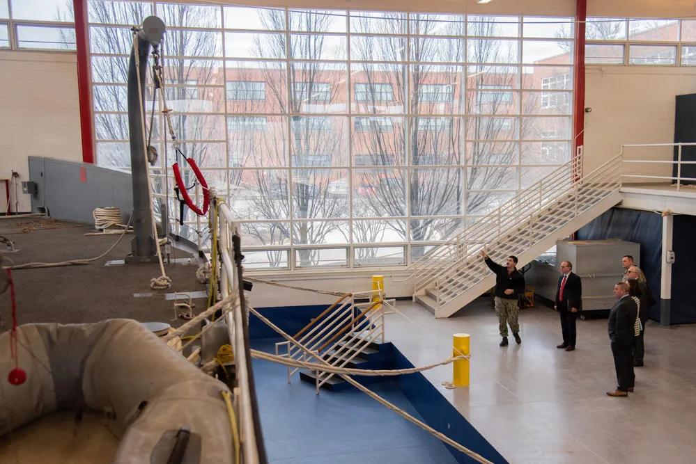 美国海军军校已经把虚拟现实技术引入教育培训活动之中。
2026年3月24日，大湖