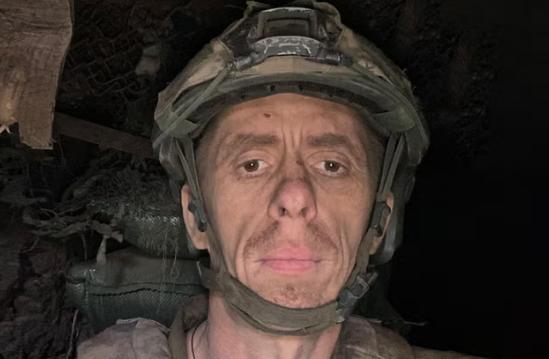 图文：曾坚守巴赫穆特471天的乌军46岁中士：地下掩体空气稀薄饥饿和极度口渴是常