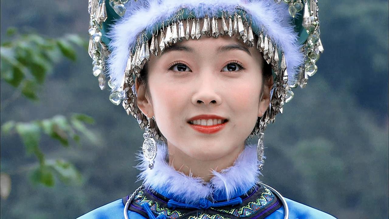 宣璐看过宣璐演的这部剧吗？这个土家族造型太美了，温柔灵动，很难不爱啊盛世美颜