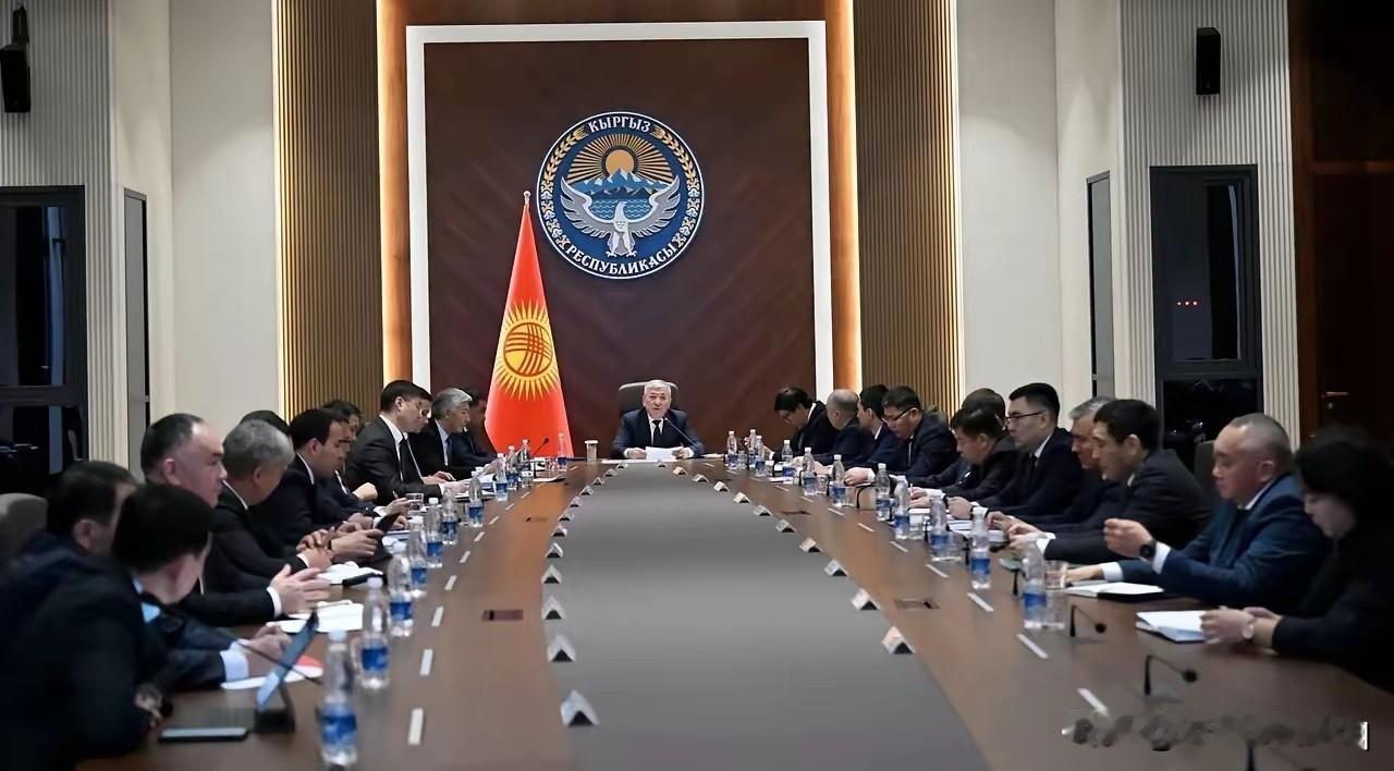 没有绝对的秘密！
传闻说，吉尔吉斯斯坦在5月20日，突然宣布关闭国内的50家公司
