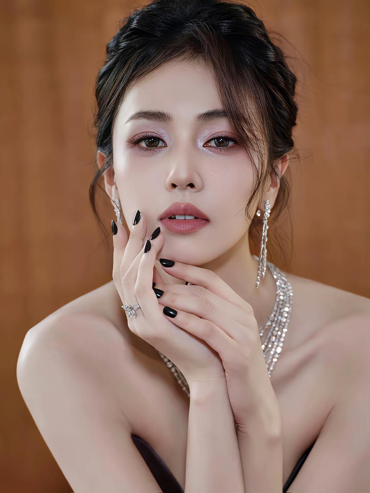 两口子过日子，就像左手摸右手，没啥感觉，但真要缺了，浑身不得劲儿。