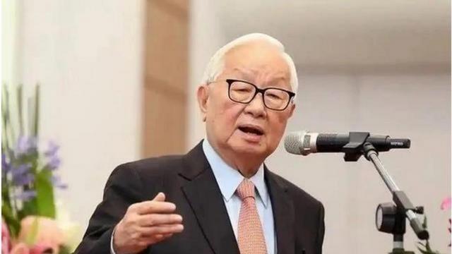 台积电张忠谋曾再次语出惊人：如果美国想扼杀他们，中国真的无能为力！不仅如此，他又