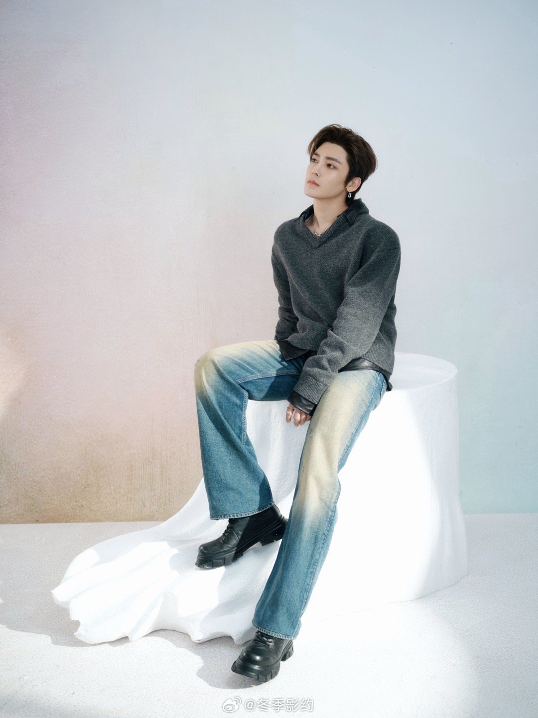 侯明昊 满怀期待全新荧幕形象，帅气又有质感，好作品值得等待 