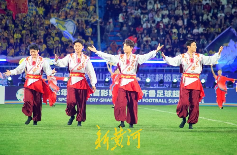 22913人到场！齐鲁超赛开幕式骏马驰骋逐风 激光大秀燃炸全场