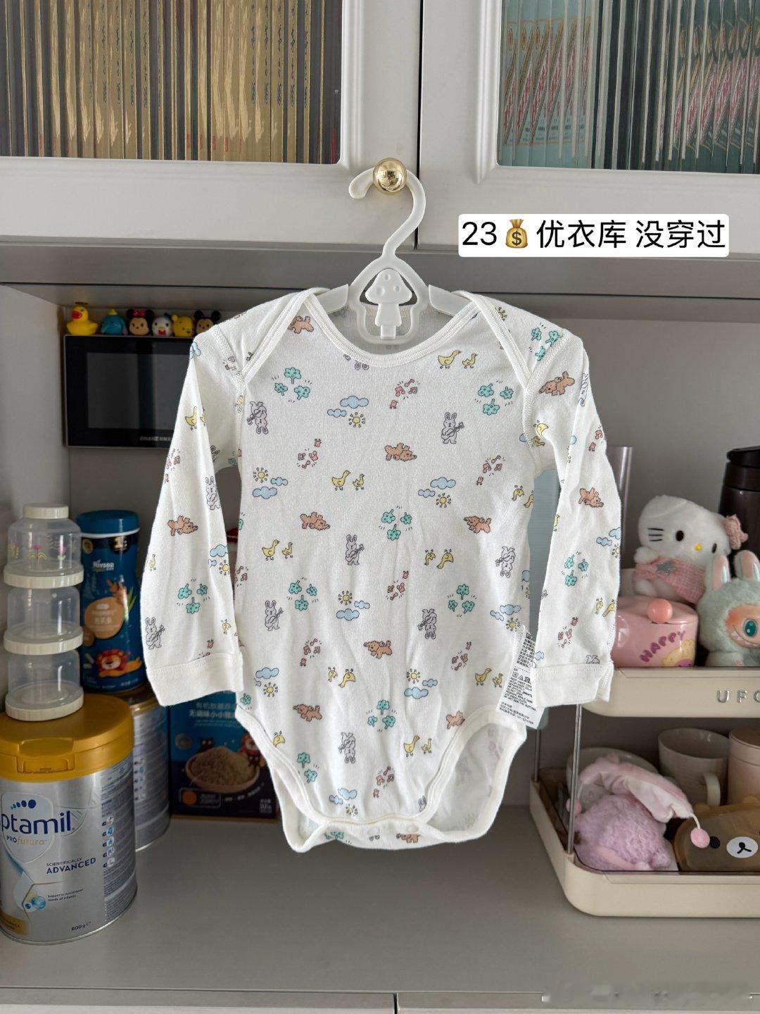 宝宝衣服出闲置，全部90尺码换季真的就是不停买  衣架子都不够用➕manyua8