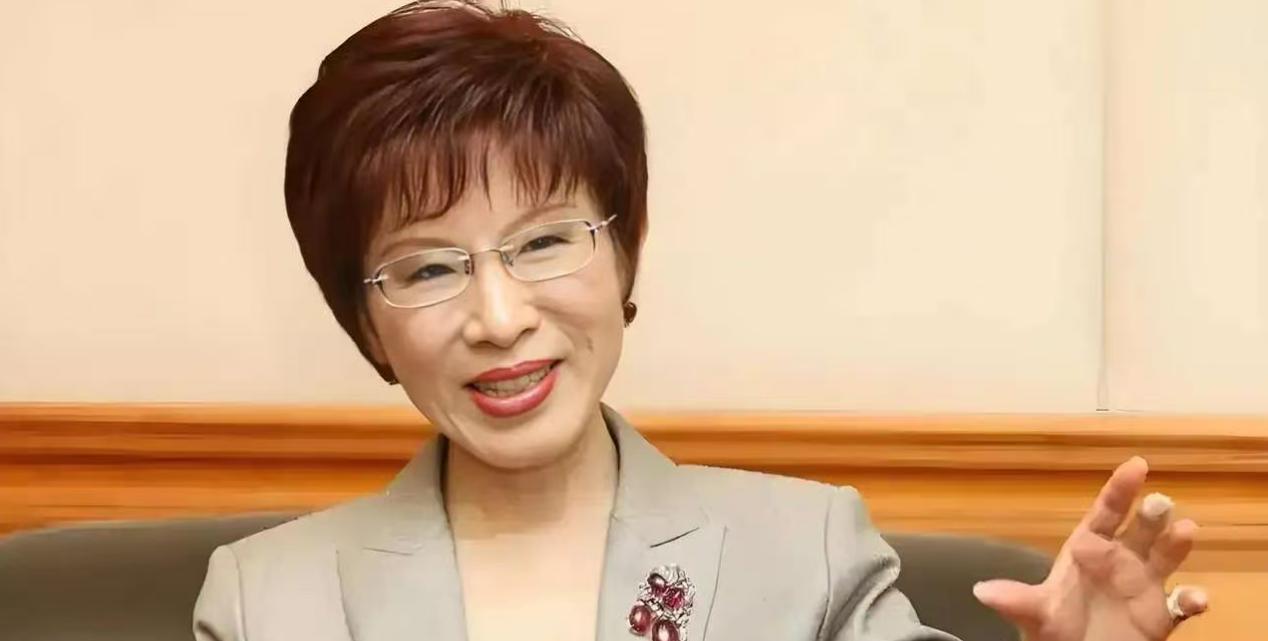 洪秀柱终于在网络发声了！

说白了，就是因为这段时间，很多人说洪秀柱支持郝龙斌，