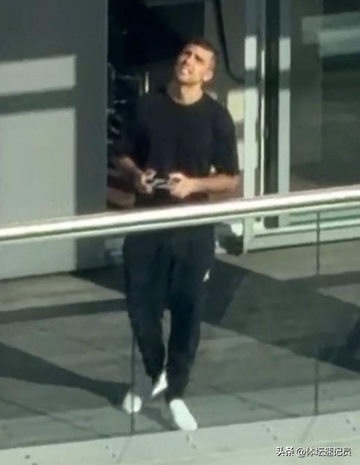 没想到，前前金球奖得主罗德里因侵犯他人隐私再次出名！

根据一张模糊的照片不难看