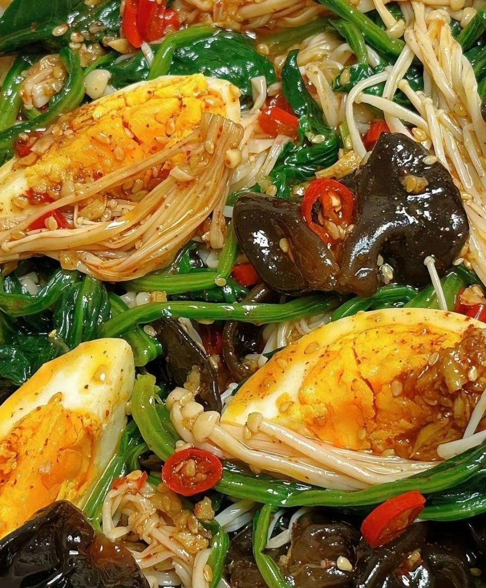 夏天吃剩的凉拌菜、隔夜大西瓜，到底还能不能入口？一张“常温4小时危险清单”给你答