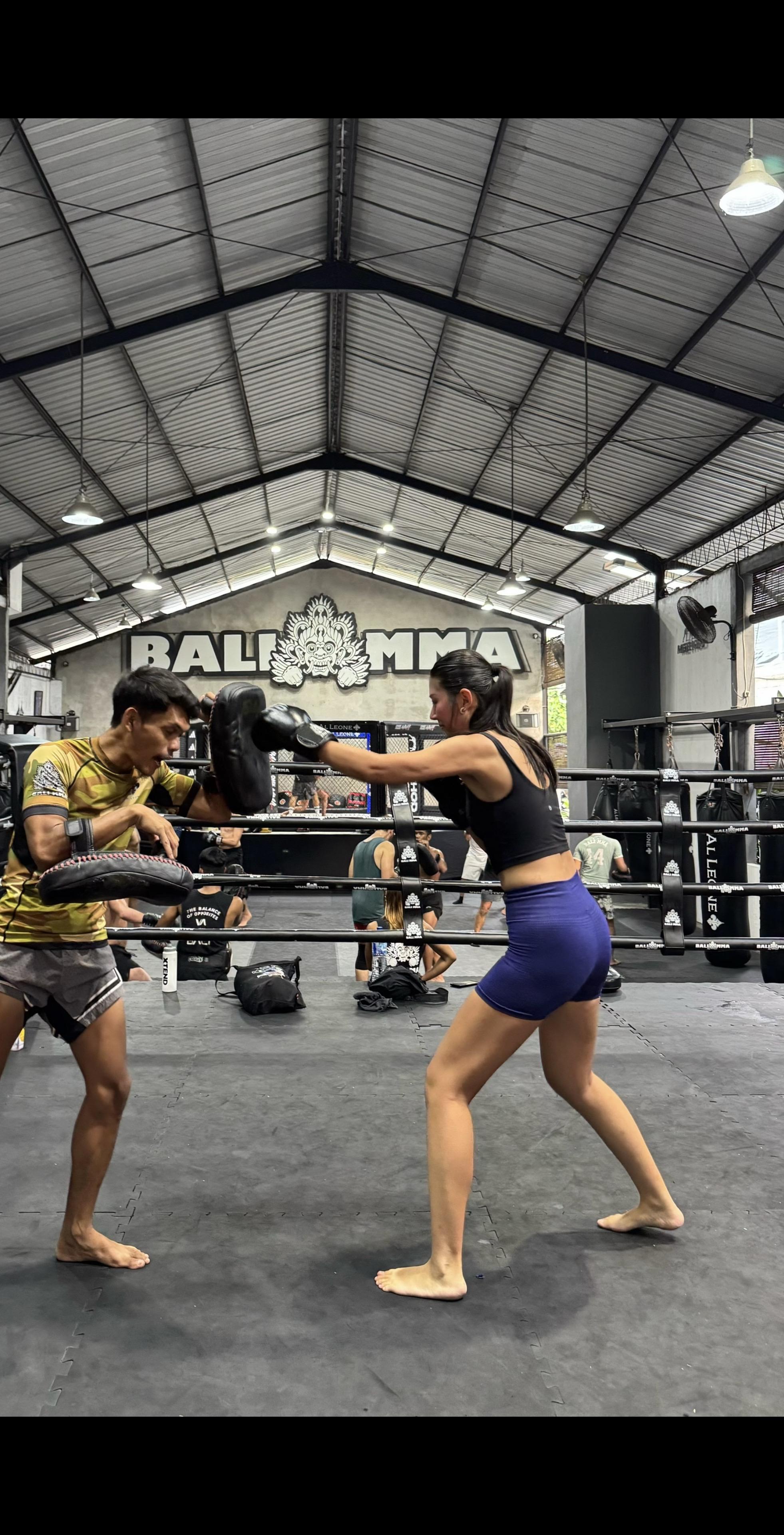 梆梆两拳🥊。打拳太过瘾了！！ 看到别人打得好 自己都热血沸腾🫢