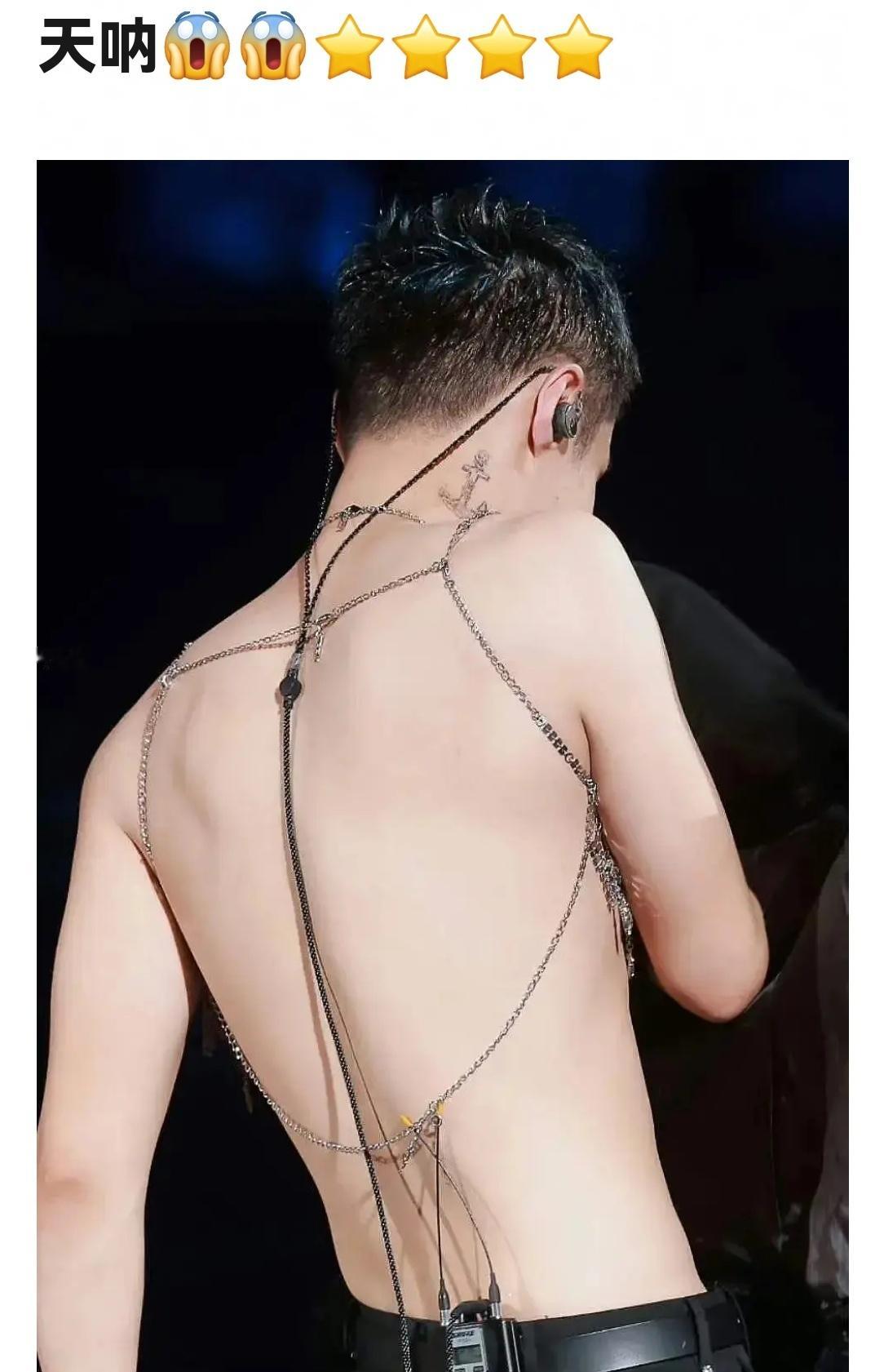 张艺兴越来越大胆了……只能说不理解但尊重 ​​​