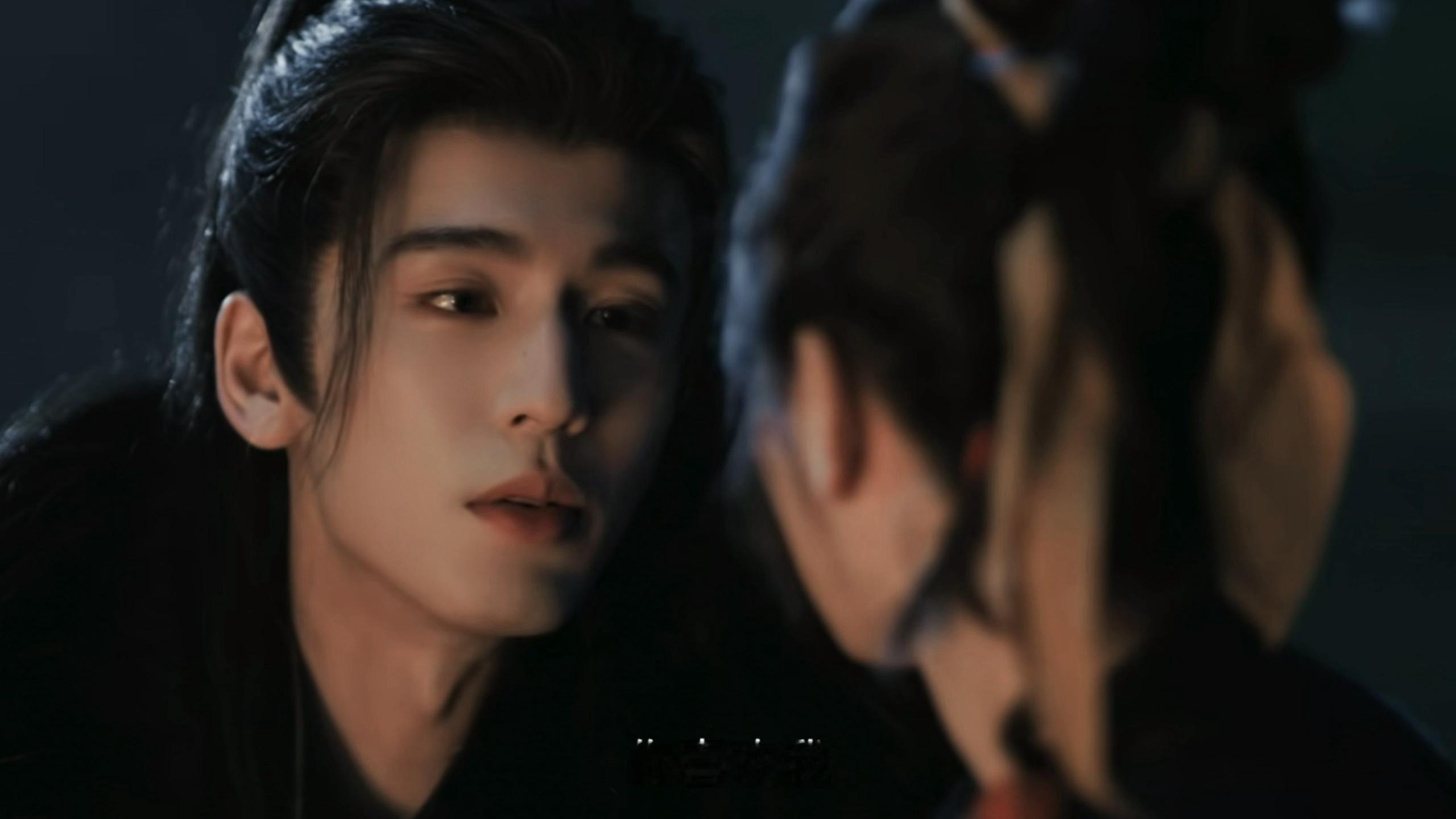 我滴天呐。。这个埋头撒娇的谢征好萌。。。“说你喜欢我”“说啊”征玉即将复婚。。。