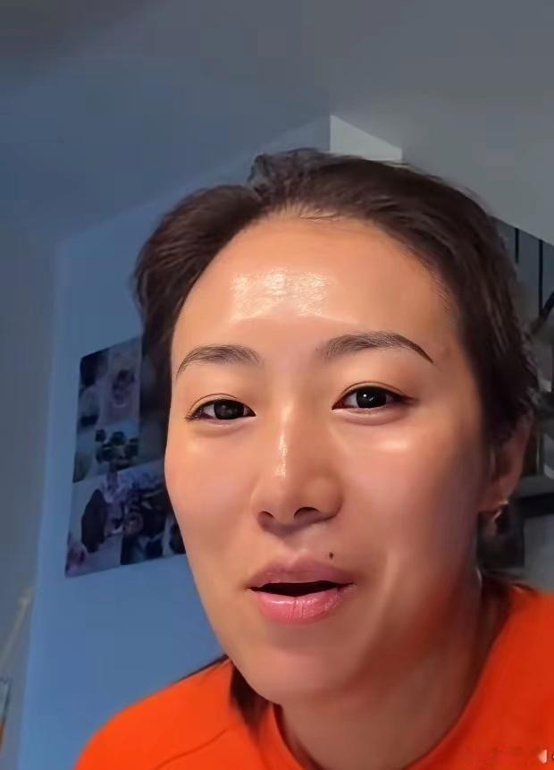 雷洋说，韩莹的早餐特别适合女性，既健康营养，还特别的美容。看看我老婆这脸，就跟抹