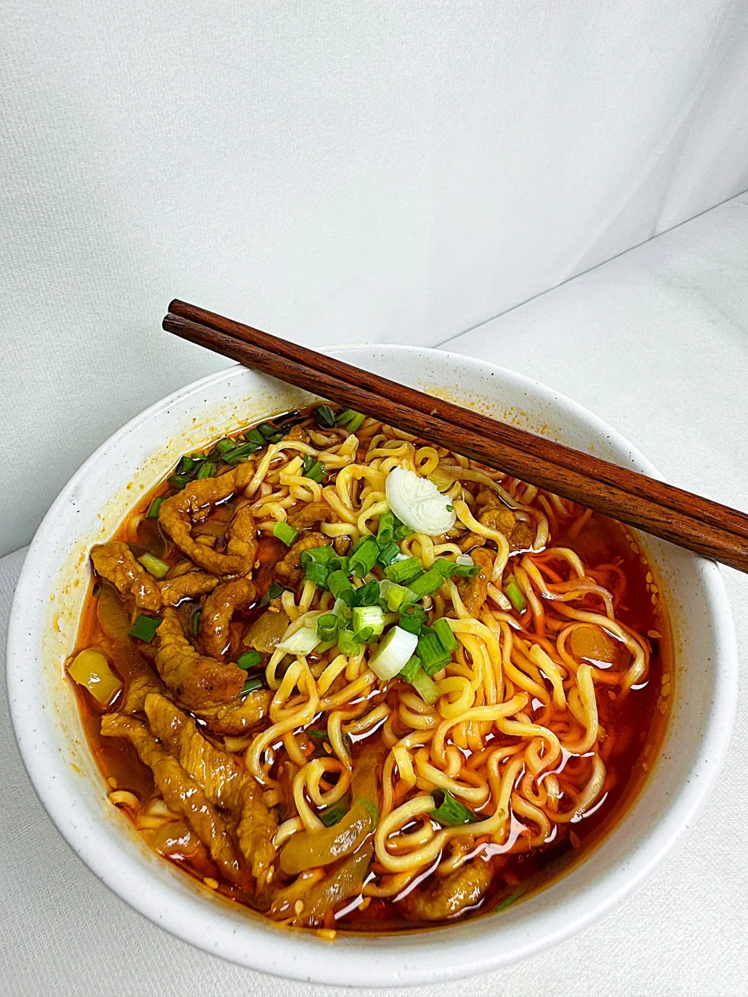 今天吃什么|在家做饭🍳榨菜肉丝面（附做法）