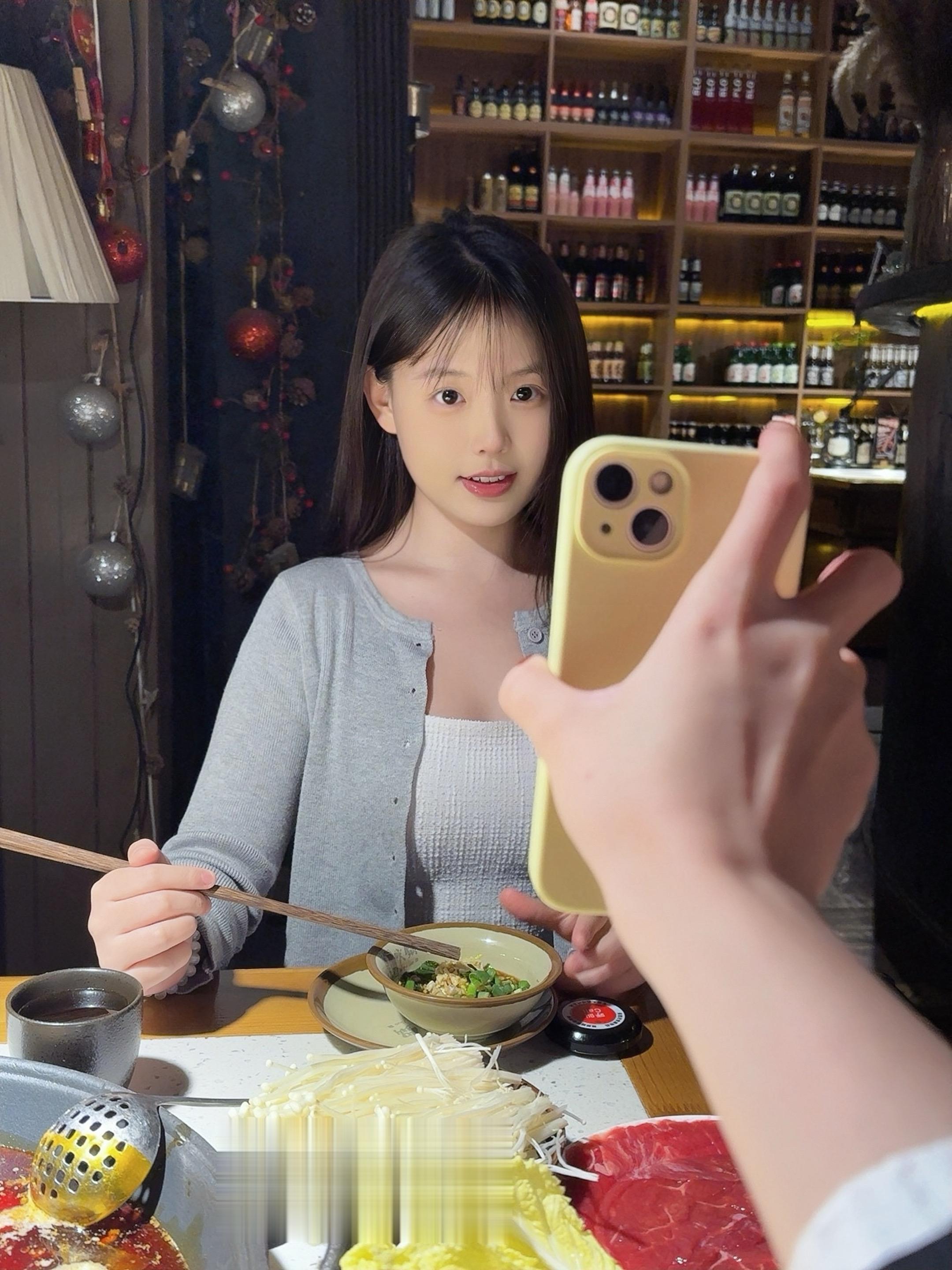 后来 我也终于成了那个被频繁记录的人