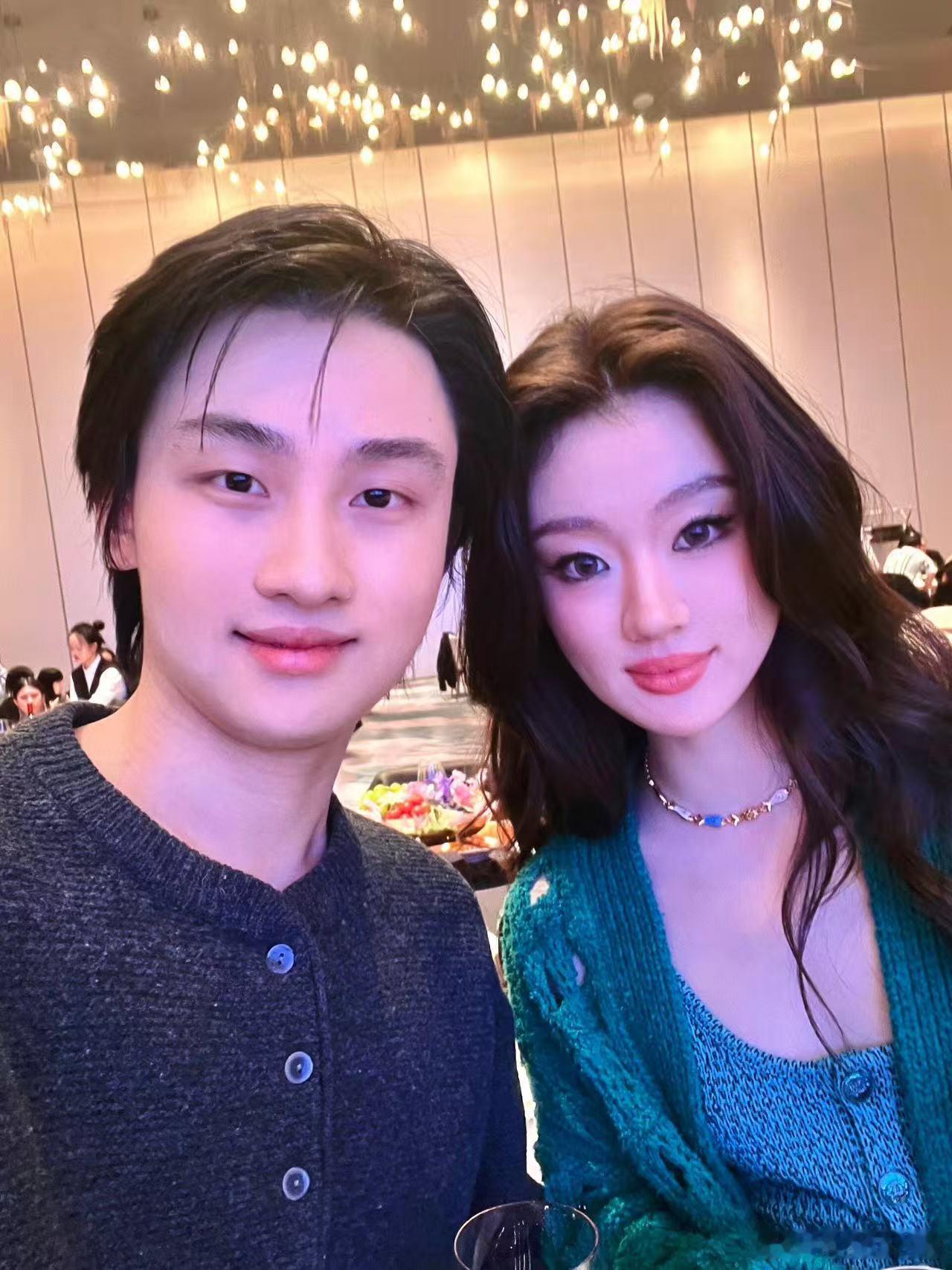 单依纯御用和声参加芒果音综声鸣远扬 芒果音综迎来单依纯御用和声，这简直是给观众带