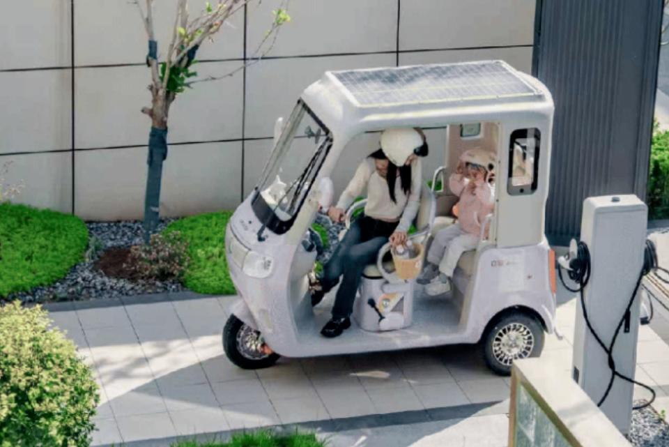 安装了太阳能板的电动三轮车，你会买吗？

在使用电动车的时候，最担心的是电动车的