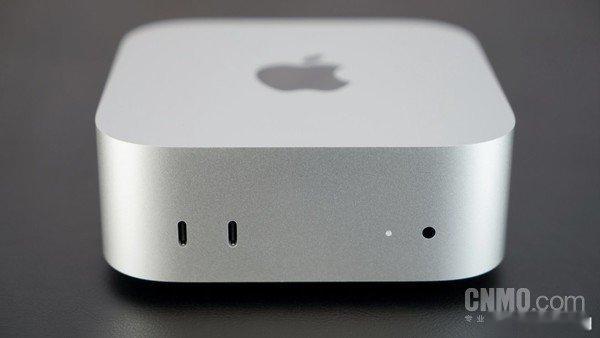 【曝OpenAI购入数万台Mac】 8月31日，据媒体报道，OpenAI近期已采
