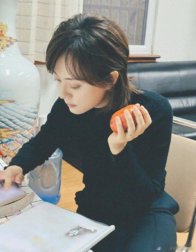 孙俪因入戏太深状态焦虑孙俪因角色压力太大 和对手演员因吵架戏引发身体不适，自己也