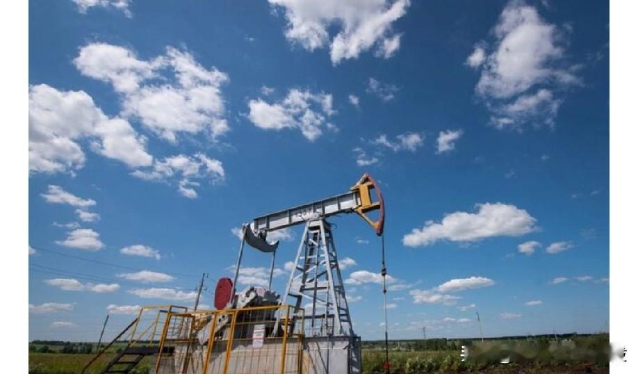 美国军方称又打击了三艘涉嫌走私毒品的船只，造成三人死亡。
华盛顿(美联社)ーー美