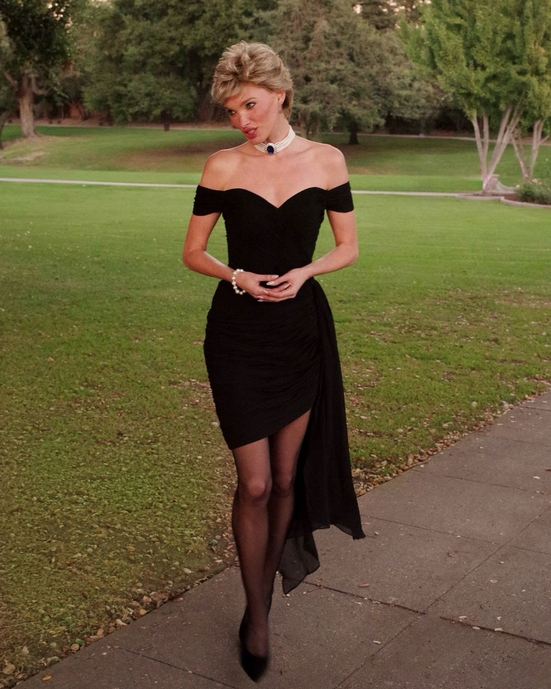 瑞典模特Elsa Hosk#万圣节#cos黛安娜王妃经典造型走红网络 ​​​