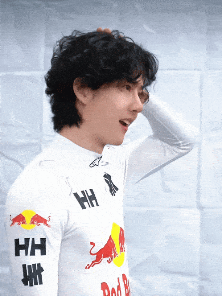 博君一肖 两位大帅哥，笑起来真甜啊