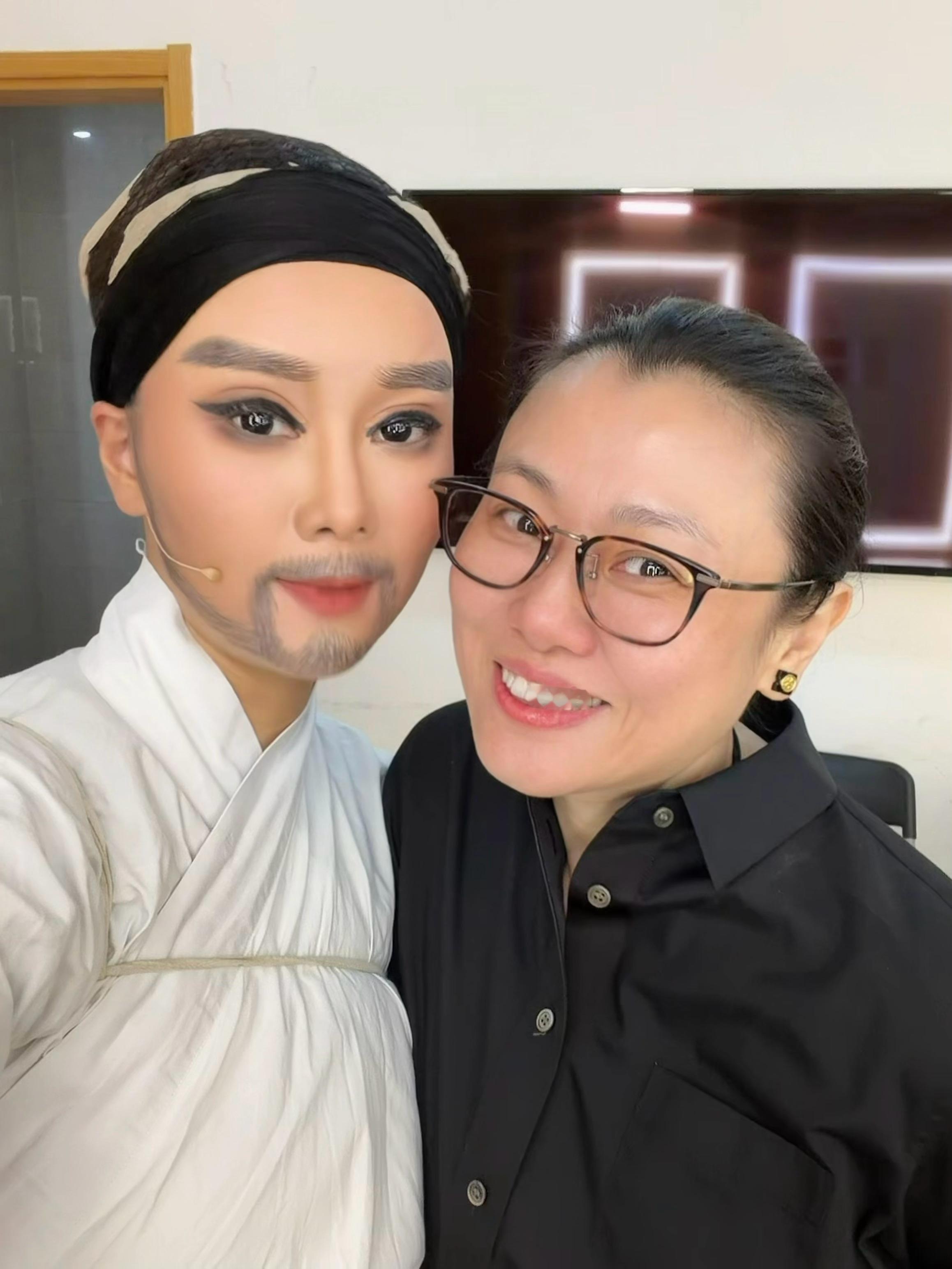 想念我家帅老头子～ 