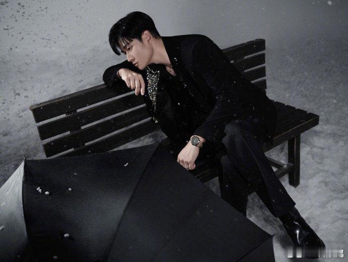 周兴哲北京初雪心软的神 声生不息谁能扛住初雪天周兴哲的颜值暴击，反正我不能 