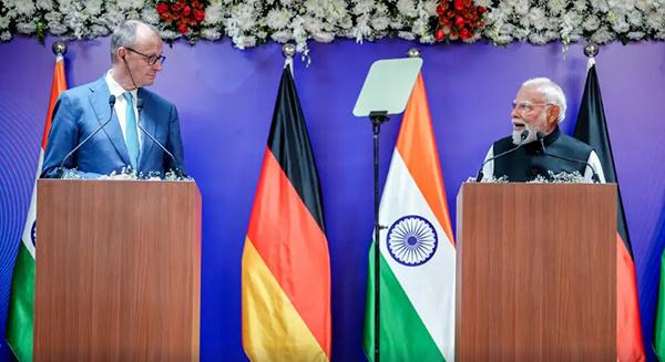 德国搞不定中美，默茨找印度自救

1 月12日，德国总理默茨带着西门子、空客高管