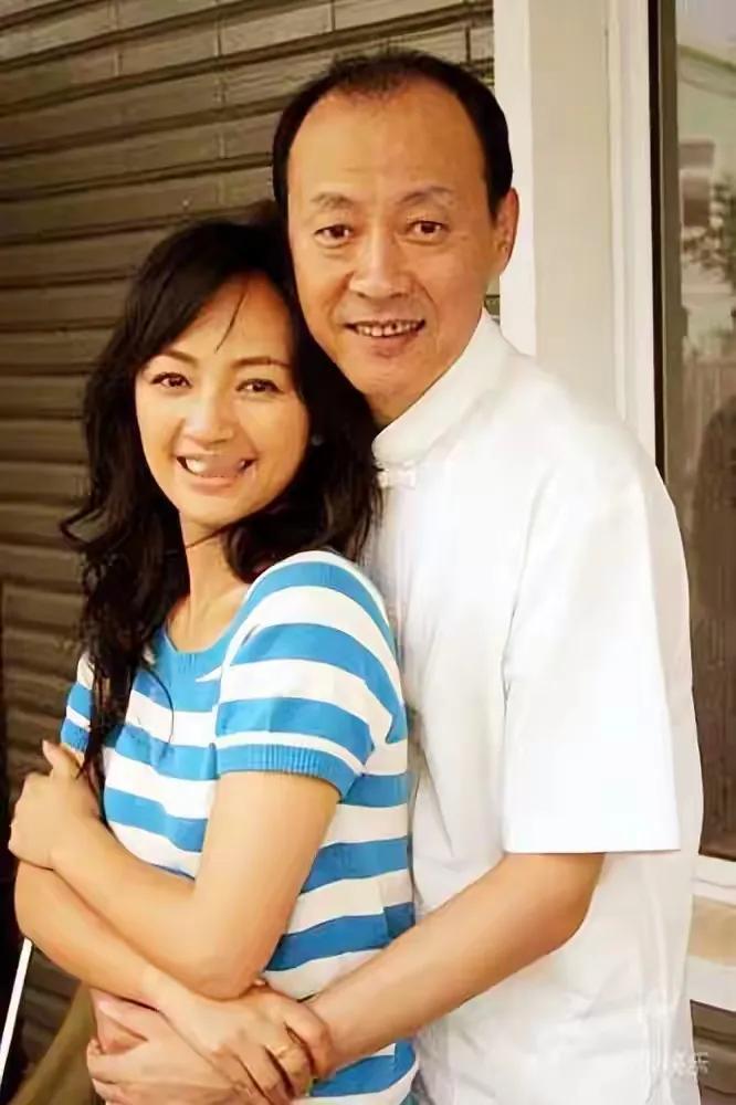 演员侯天来说，2002年，长影的刘二威来找我，他说哥哥啊，你给我串一个星期的戏吧