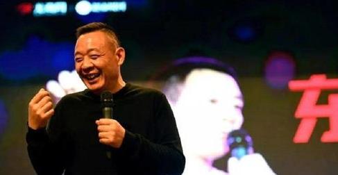 胖东来再一次证明了，
干死实体经济的，永远不是电商，
而是房东！

2026年8