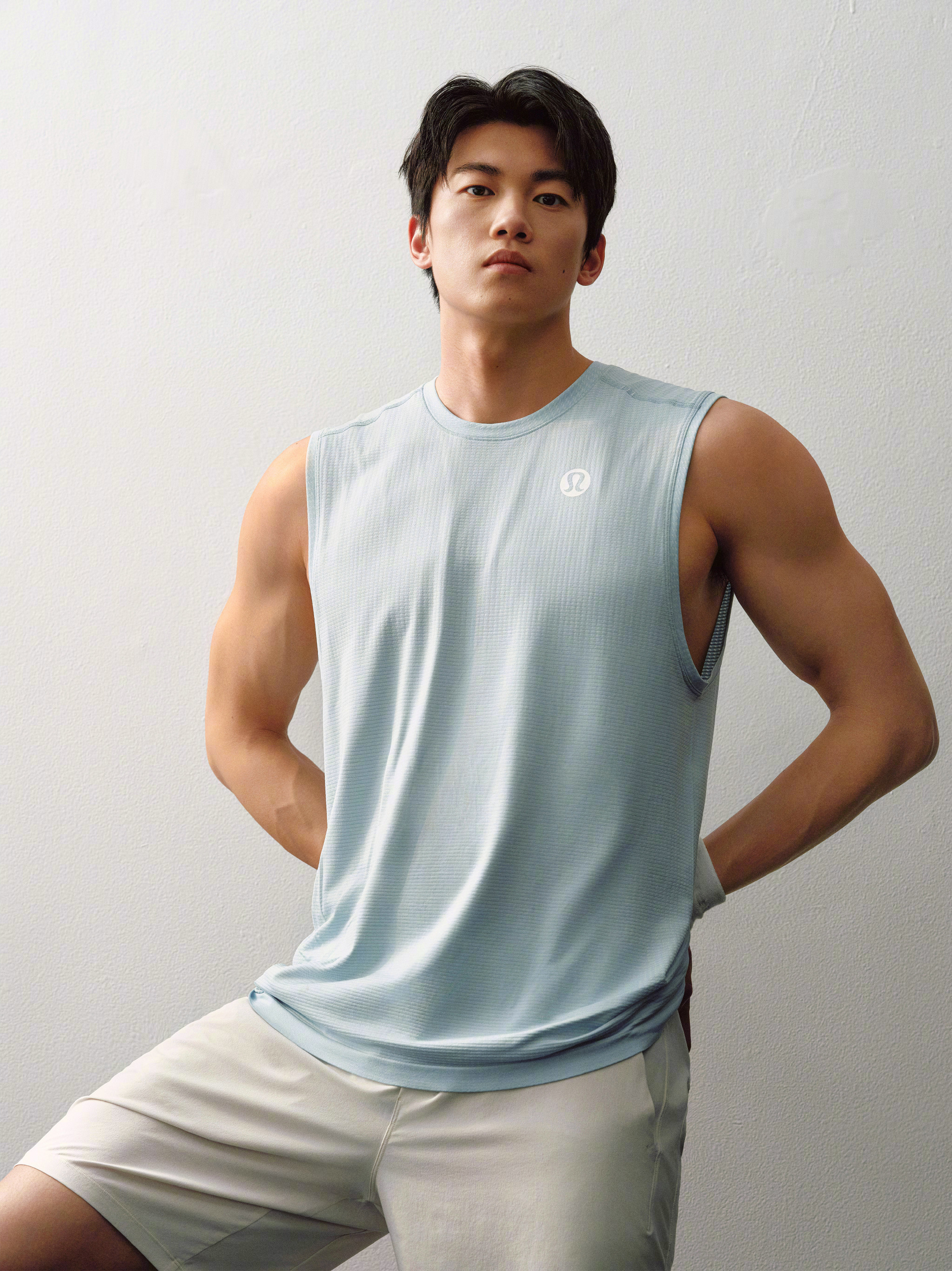 汪顺 in lululemon 📷  以品牌大使新身份登场，身材真是没话说，这