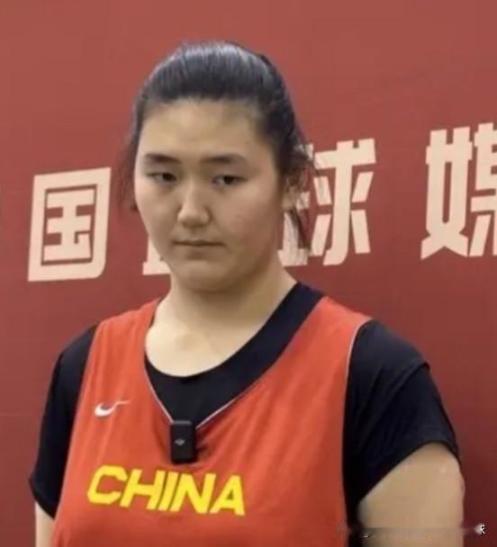张子宇是中国女篮的定海神针，今晚中国女篮对阵尼日利亚女篮，张子宇上场19分钟砍下