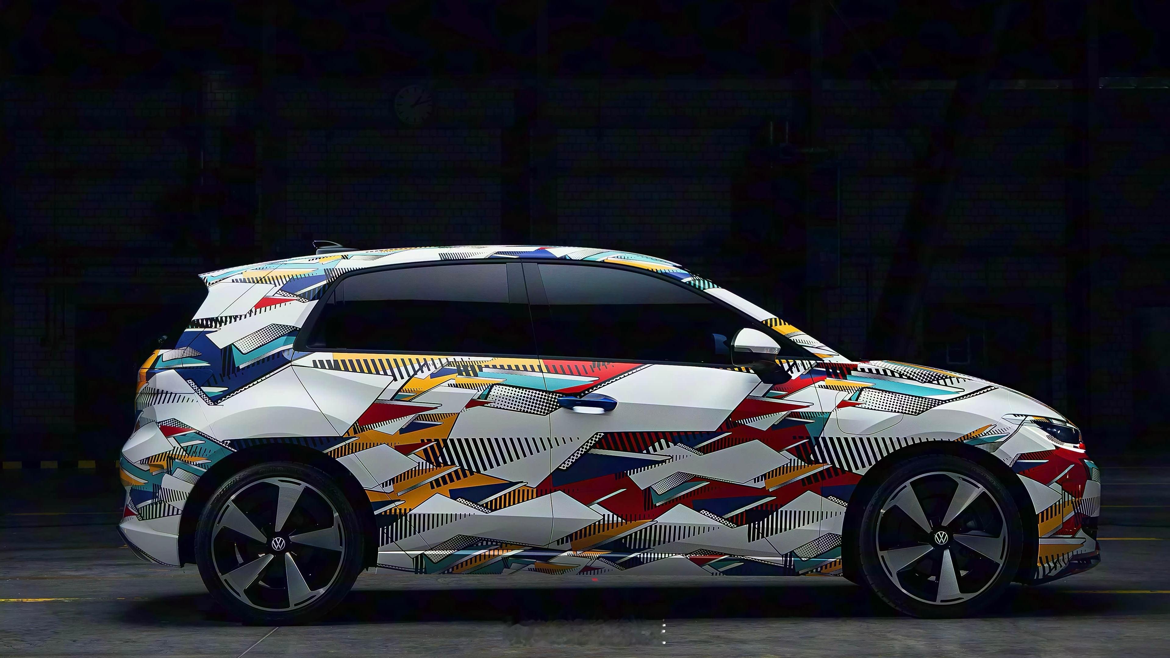 2026年爱上的第一辆车，iD.POLO这个C柱，这轮毂，这2000的模拟仪表，