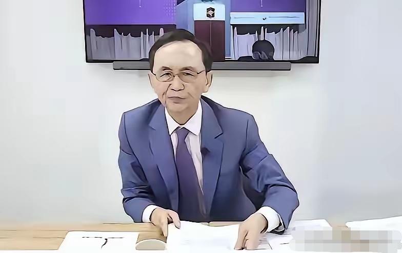 台湾美丽电子报董事长吴子嘉说，“你郑丽文如果真有种，真心希望两岸和平，最终走向和
