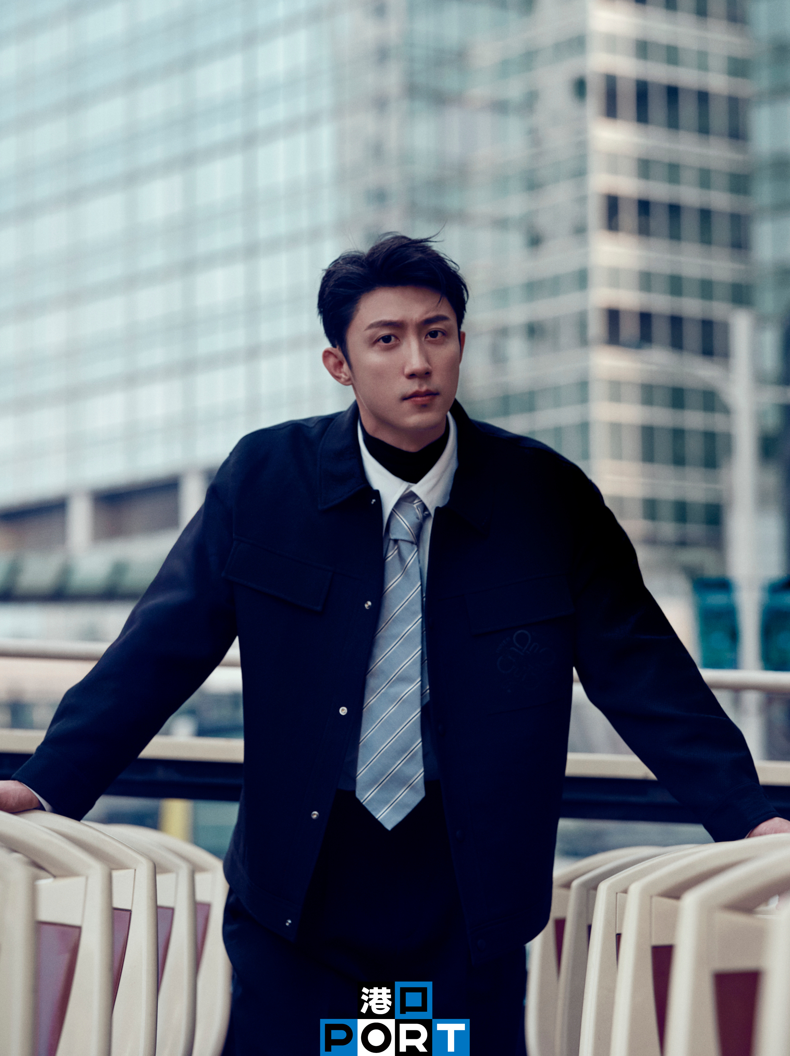 从香港故宫博物馆到中环冬日小镇，到落日飞车，跟黄景瑜的港岛约会路线，是吧？今天《