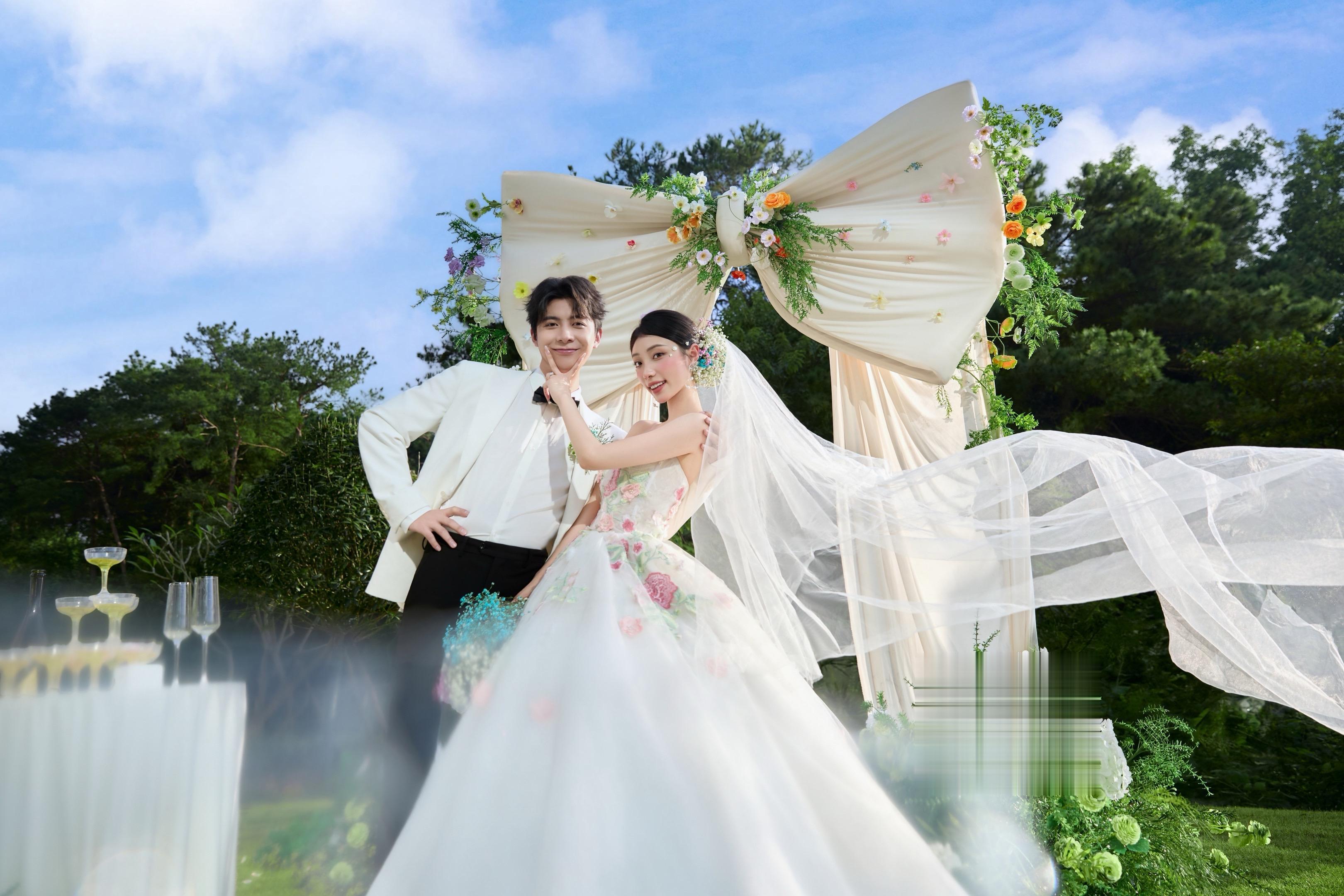 拍下幸福的瞬间，我也站在幸福里。