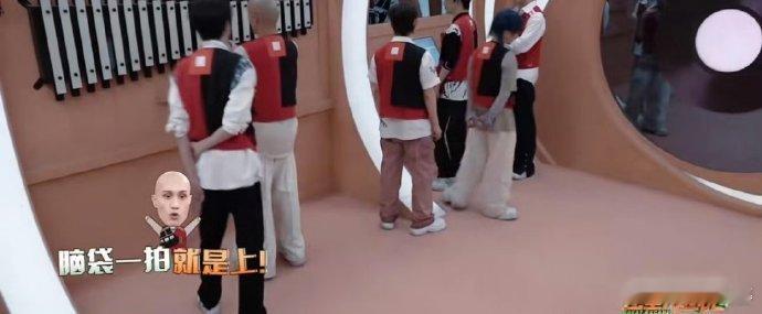#黄宣绝对音感#知道黄宣唱歌厉害但没想到这么厉害，绝对音感已经到了几乎每一个音调