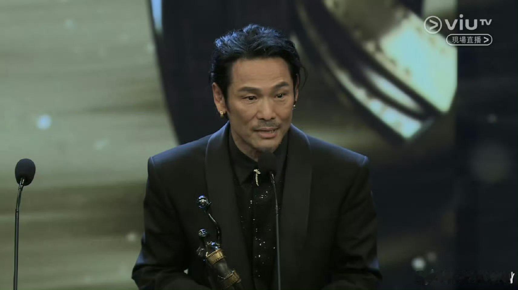 杜德伟金像奖最佳男配角杜德伟拿奖啦！ 《风林火山》剧组好强，他演得那么颠覆，值得