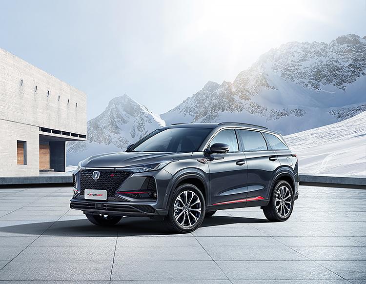 长安，一直作为国产中好评亮较高的车型之一，当然，红旗也不例外。这款长安cs75 