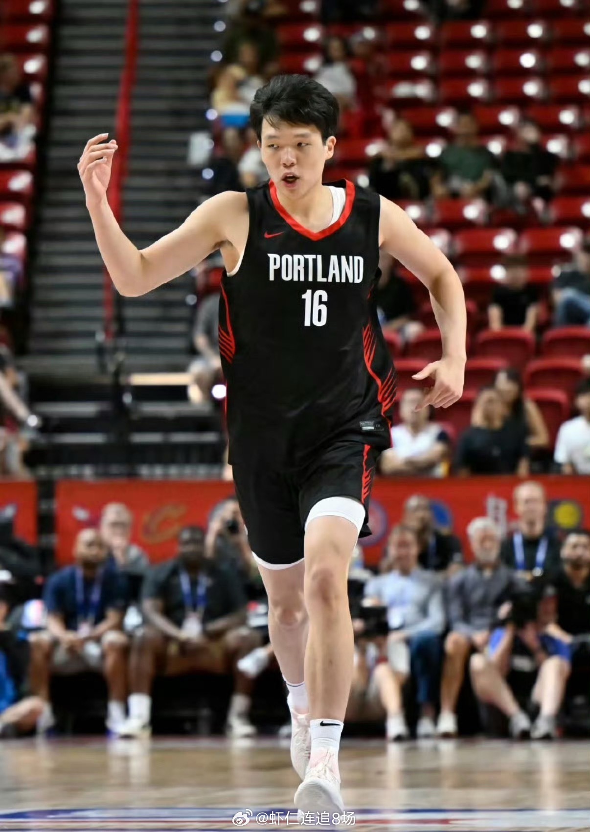 开拓者视其为“三年养成项目”，4年2139万美元全额保障合同体现长期投入决心。本