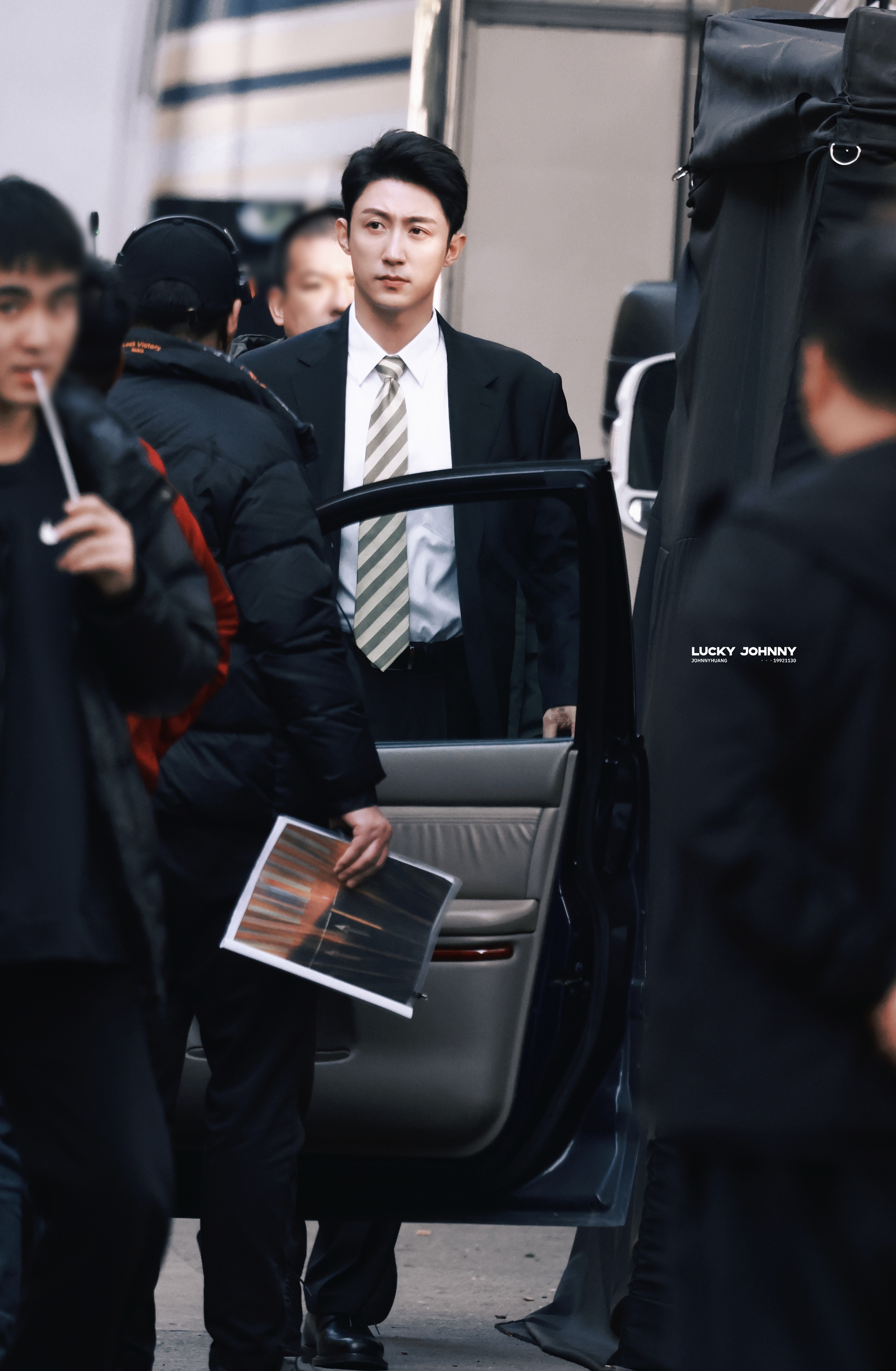 东哥之后终于又有一个男艺人能演出成熟又帅气，有性张力的Daddy了！是的，我是东