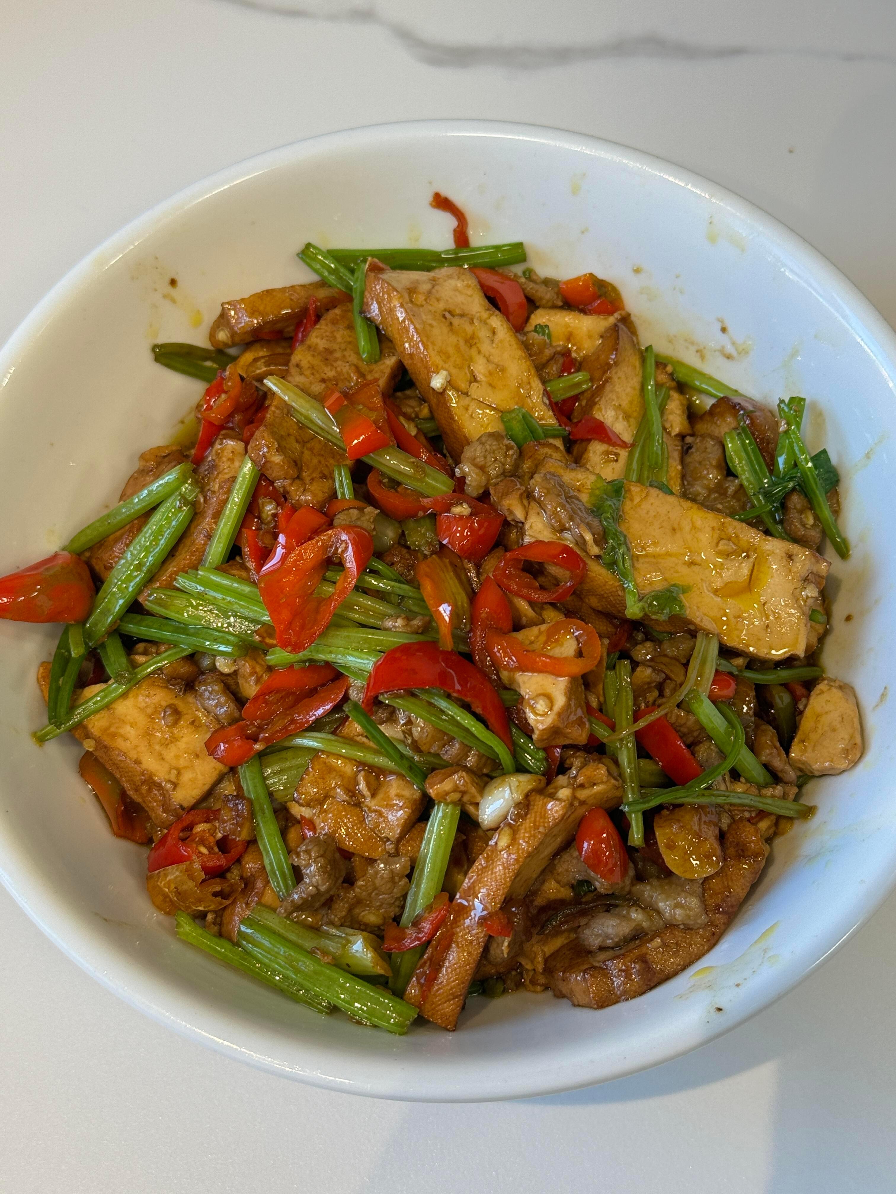 芹菜香干炒肉！ 